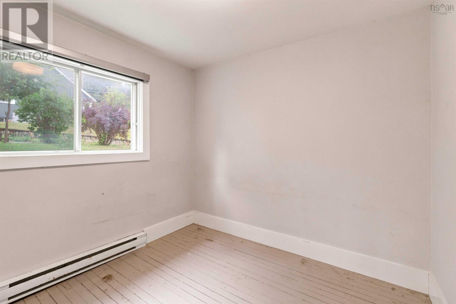 80 Osborne Street Property Photo 13