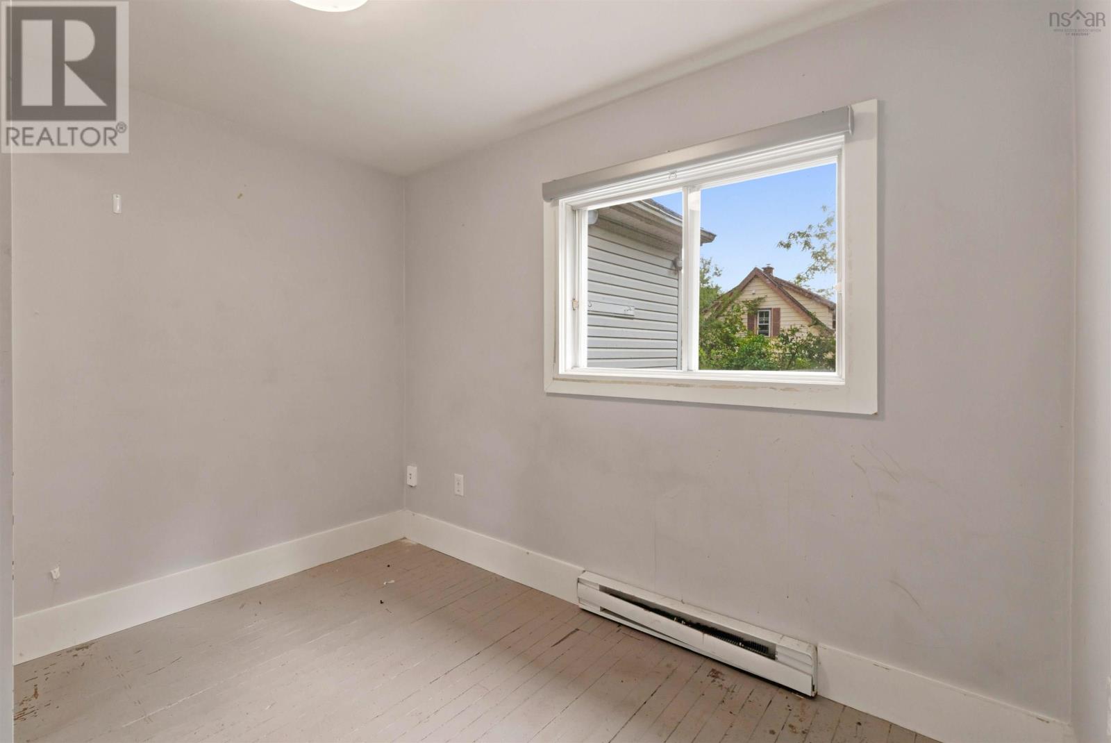 80 Osborne Street Property Photo 14