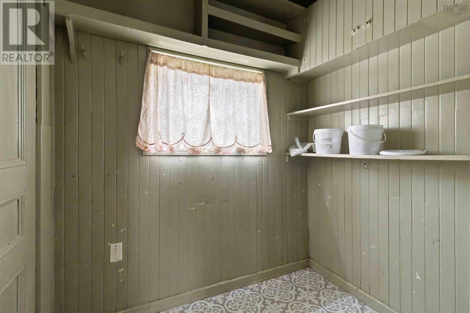 80 Osborne Street Property Photo 26