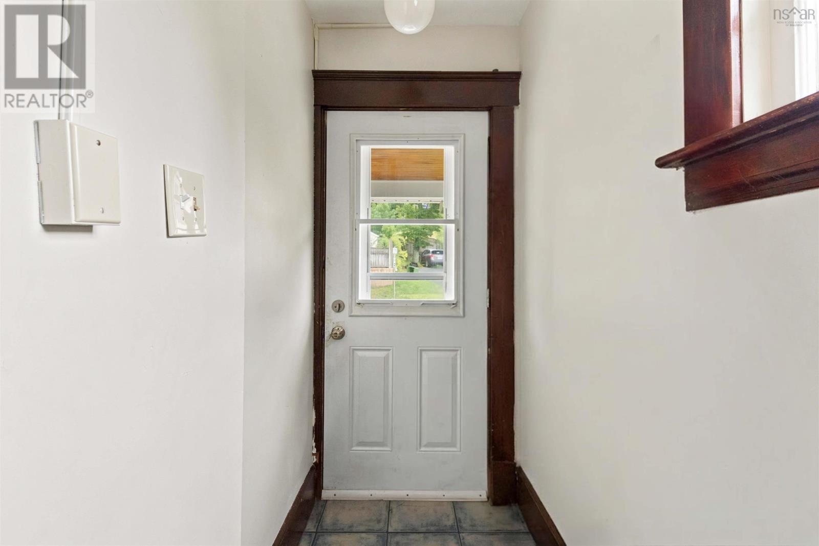 80 Osborne Street Property Photo 29