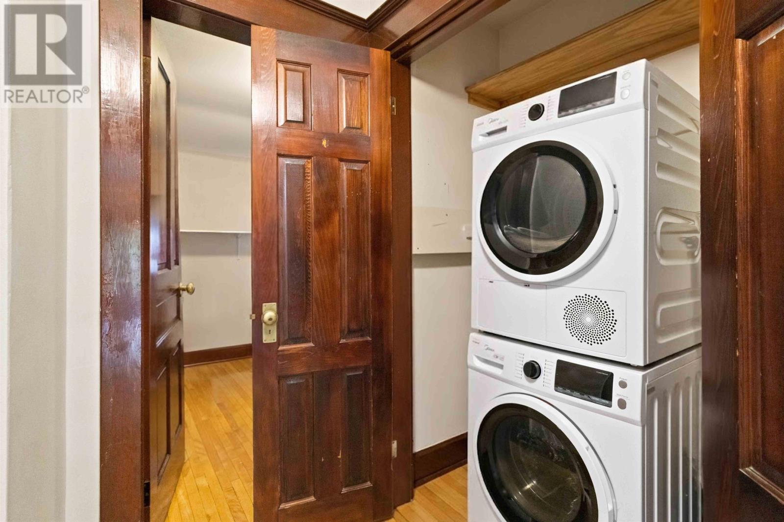 80 Osborne Street Property Photo 31