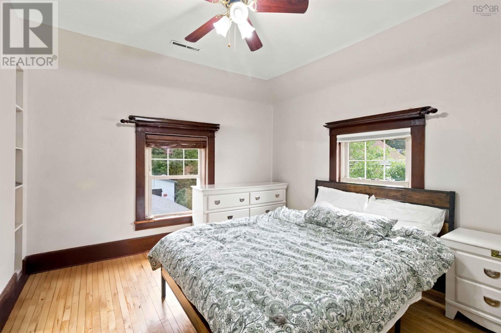 80 Osborne Street Property Photo 36