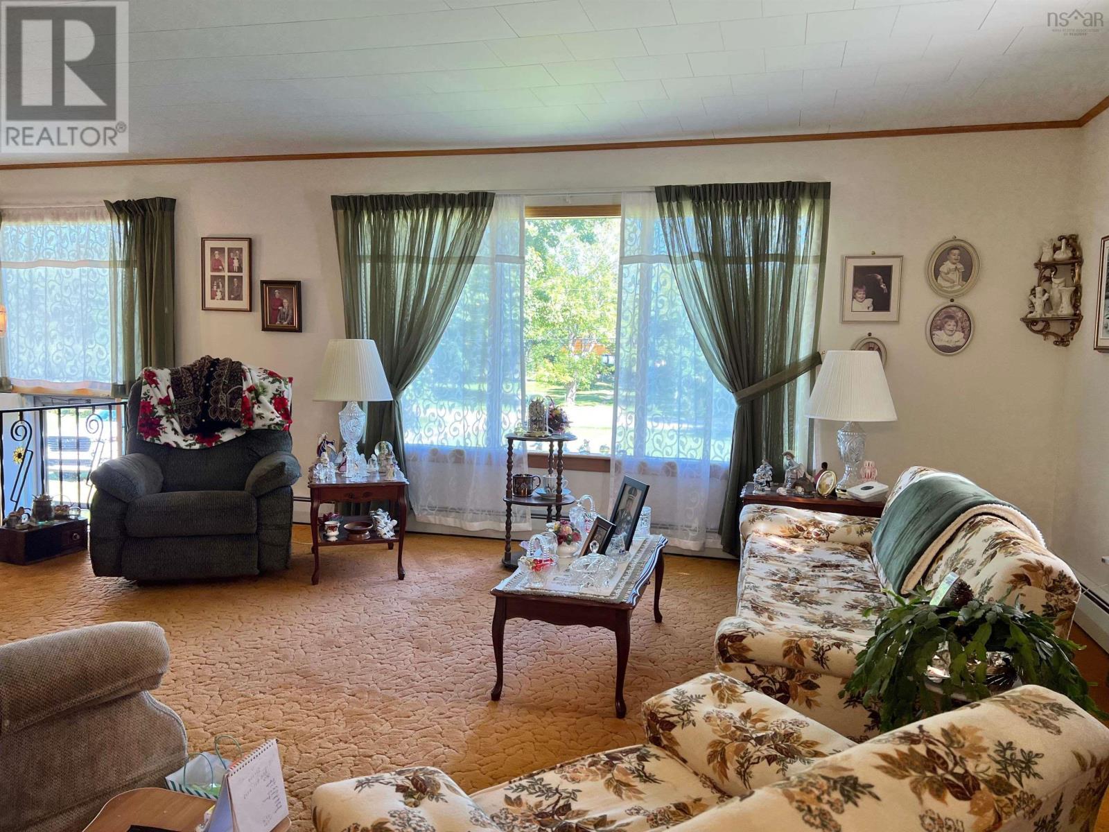9128 Highway 3 Property Photo 6