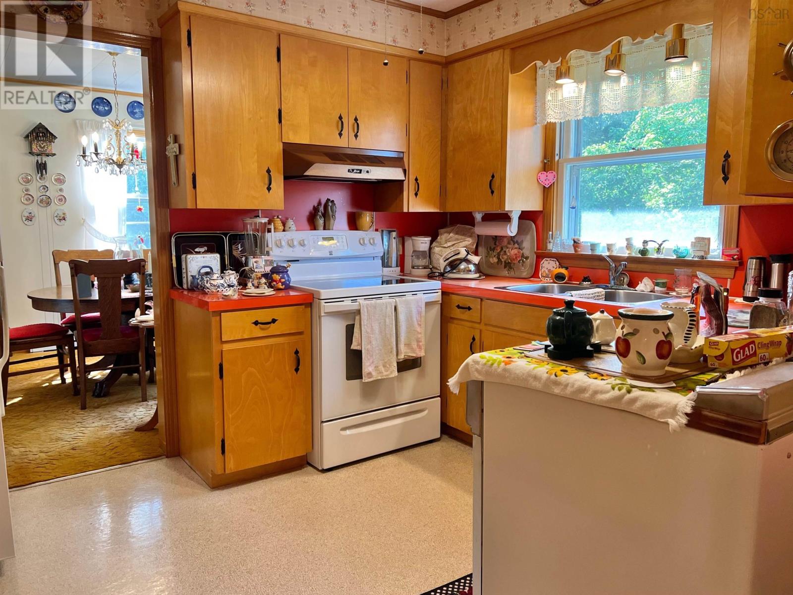 9128 Highway 3 Property Photo 12