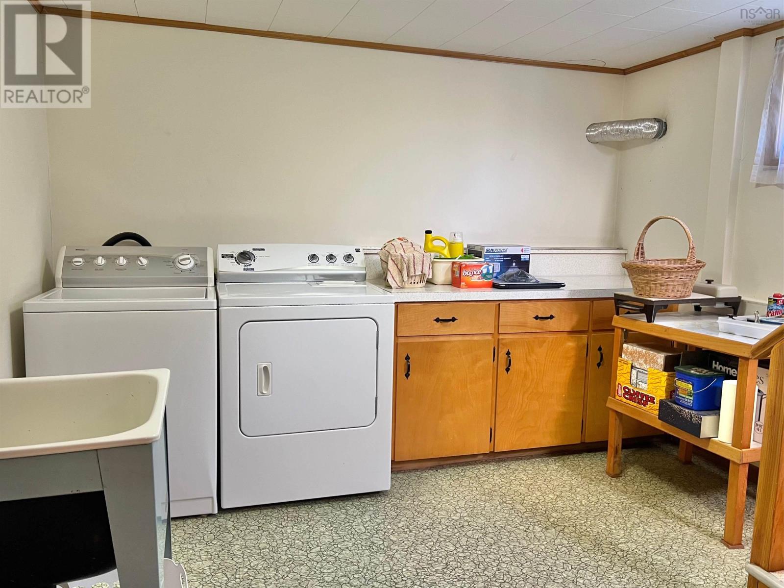 9128 Highway 3 Property Photo 36