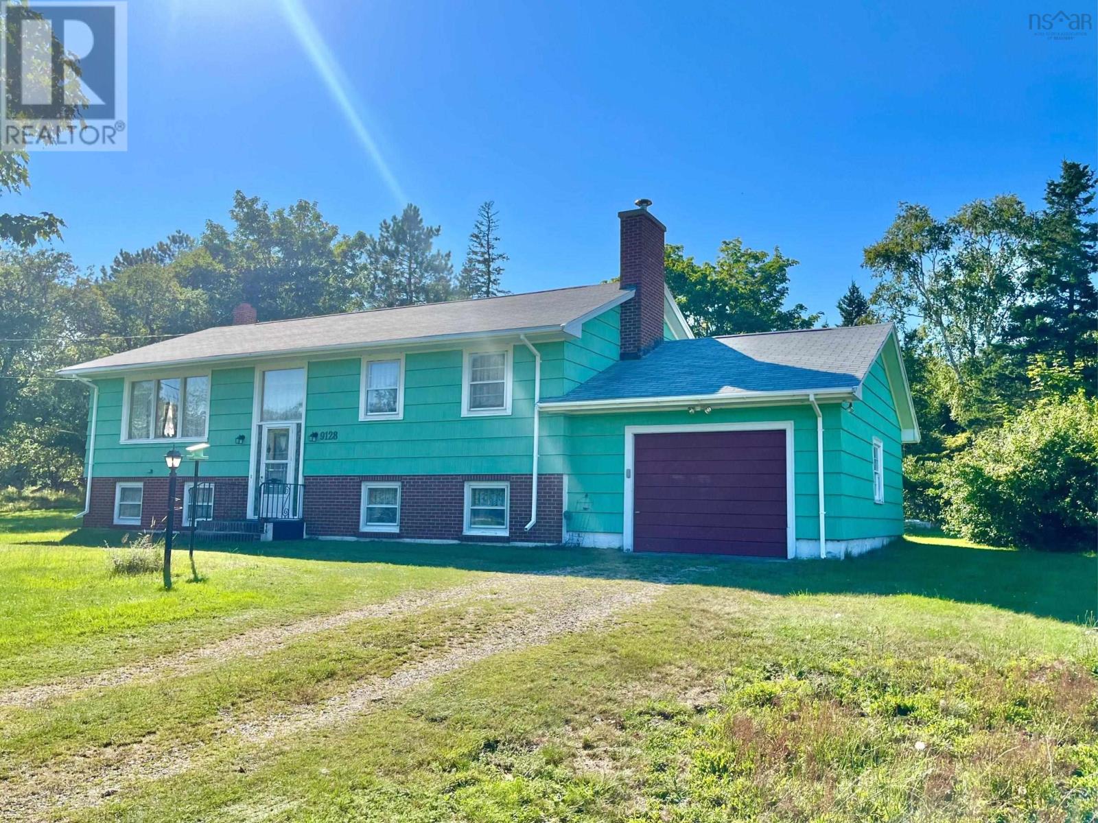 9128 Highway 3 Property Photo 41