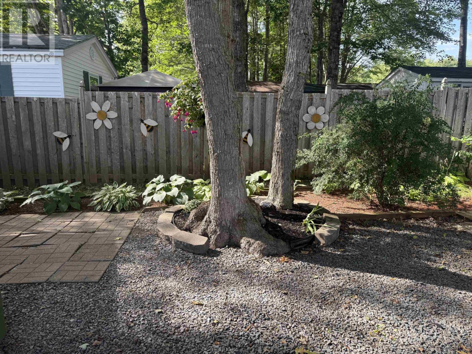 10 Fall Street Property Photo 5