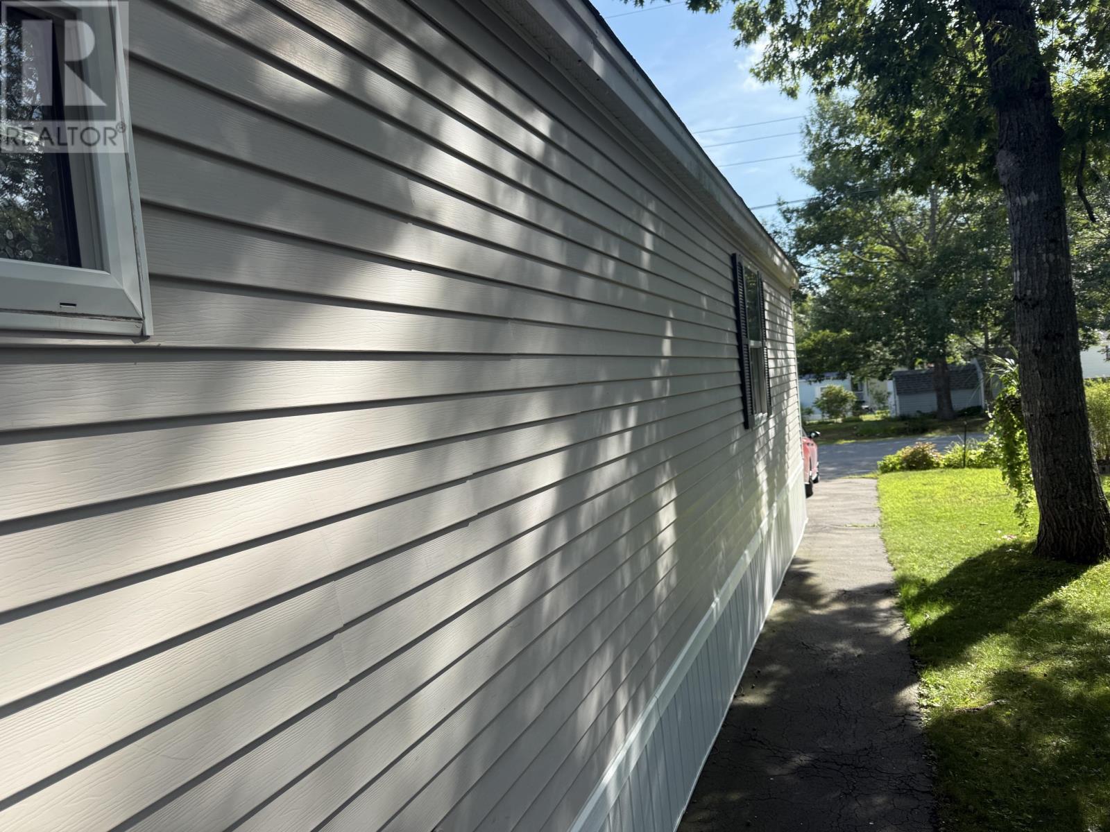 10 Fall Street Property Photo 9