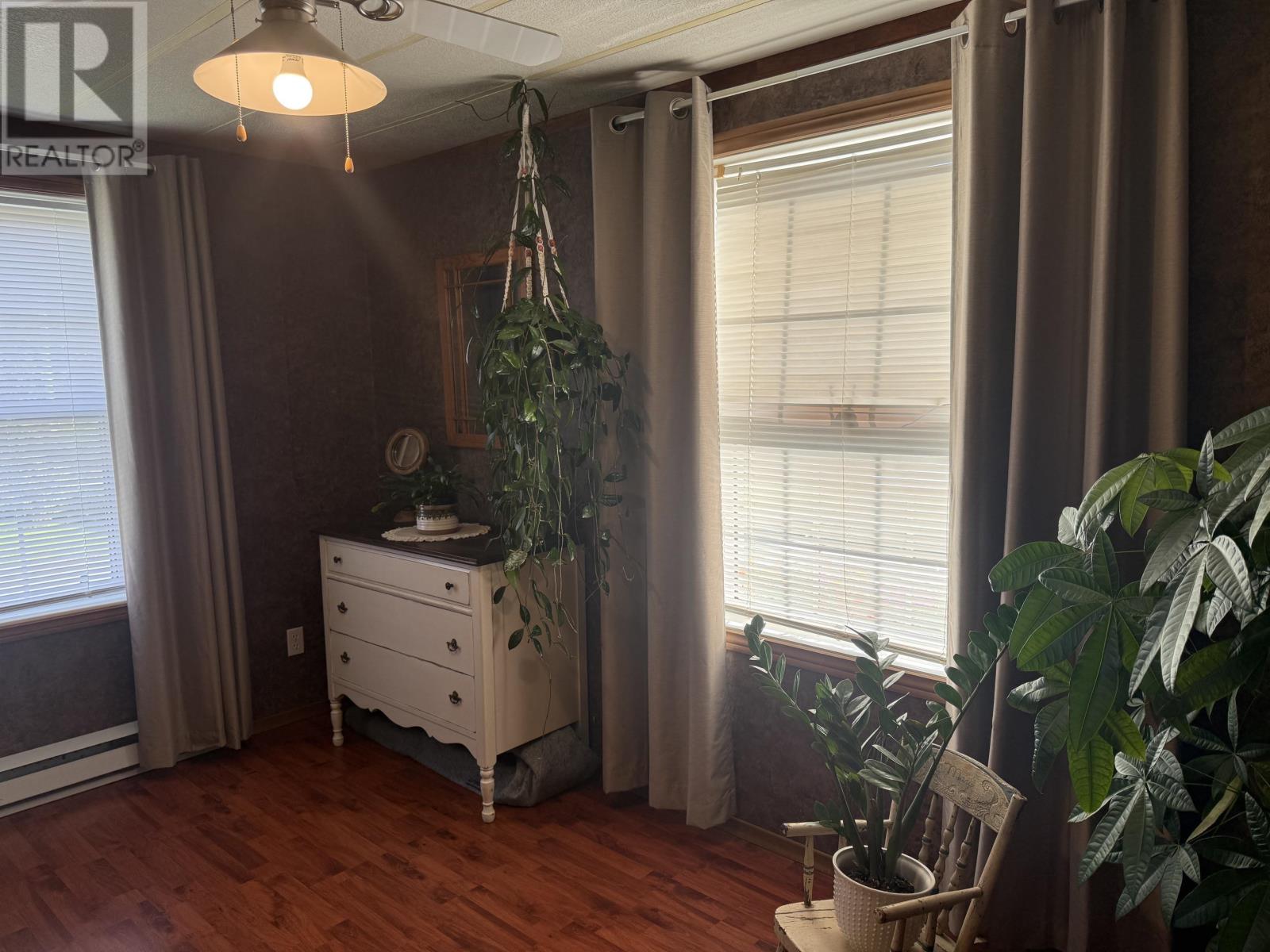 10 Fall Street Property Photo 18