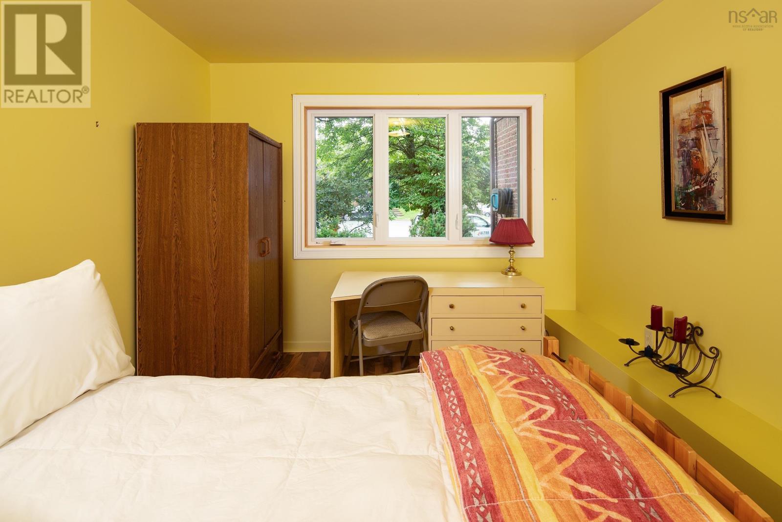 40 Attenborough Court Property Photo 35