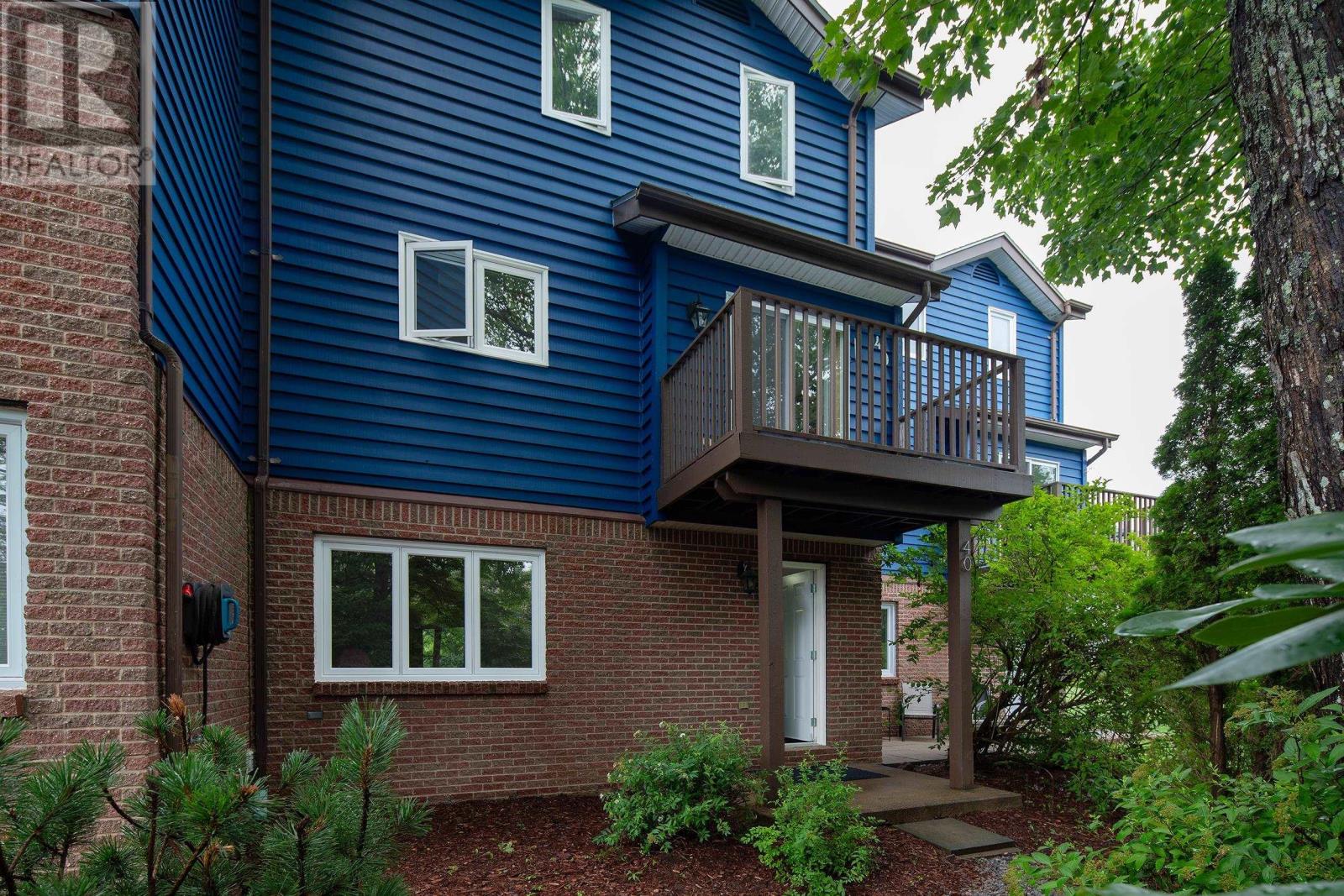 40 Attenborough Court Property Photo 38