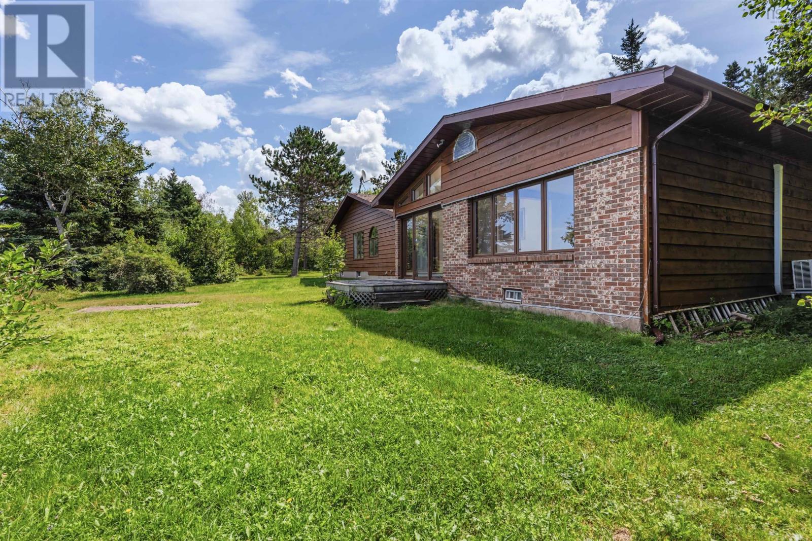 9277 Highway 321 Property Photo 4