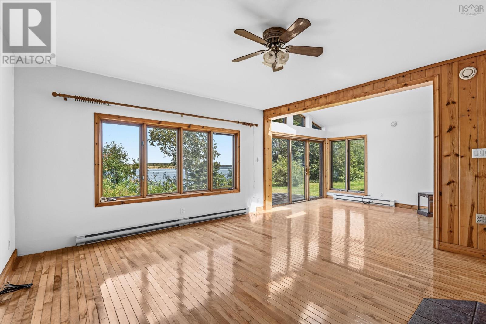 9277 Highway 321 Property Photo 14