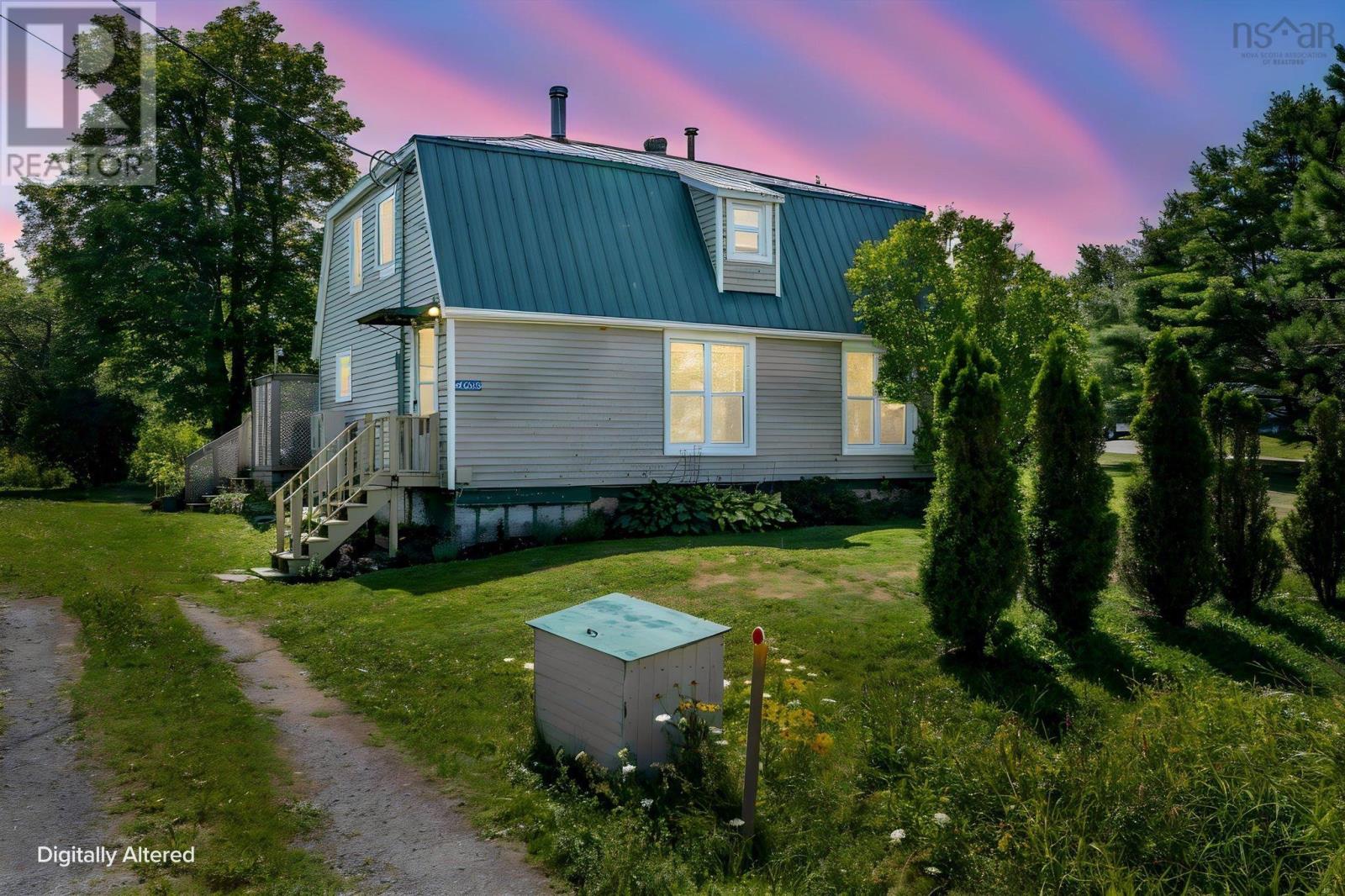 4632 Highway 215 Property Photo 1