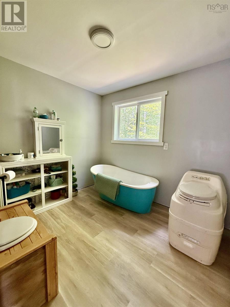 297 Albion Drive Property Photo 12