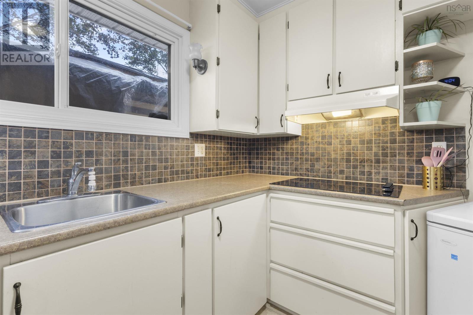 37 Beaver Bank Road Property Photo 25