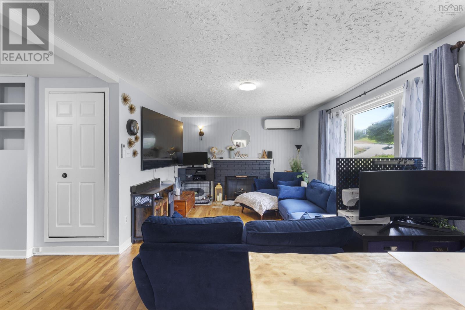 37 Beaver Bank Road Property Photo 28