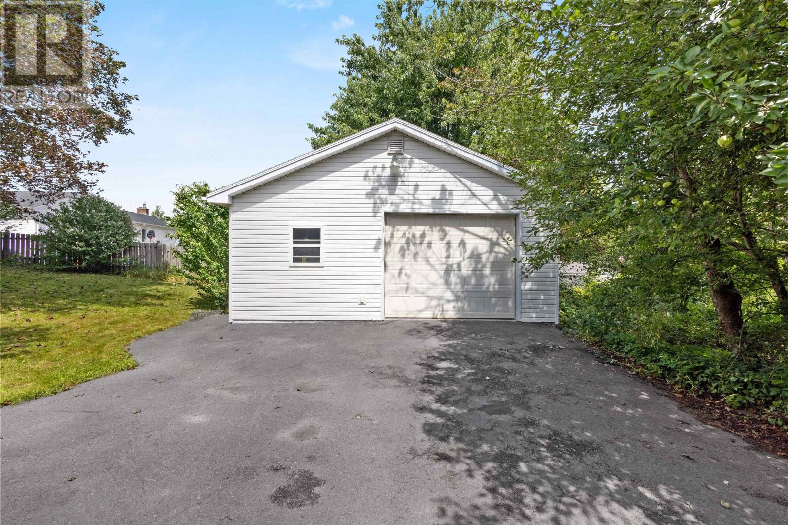 37 Beaver Bank Road Property Photo 33