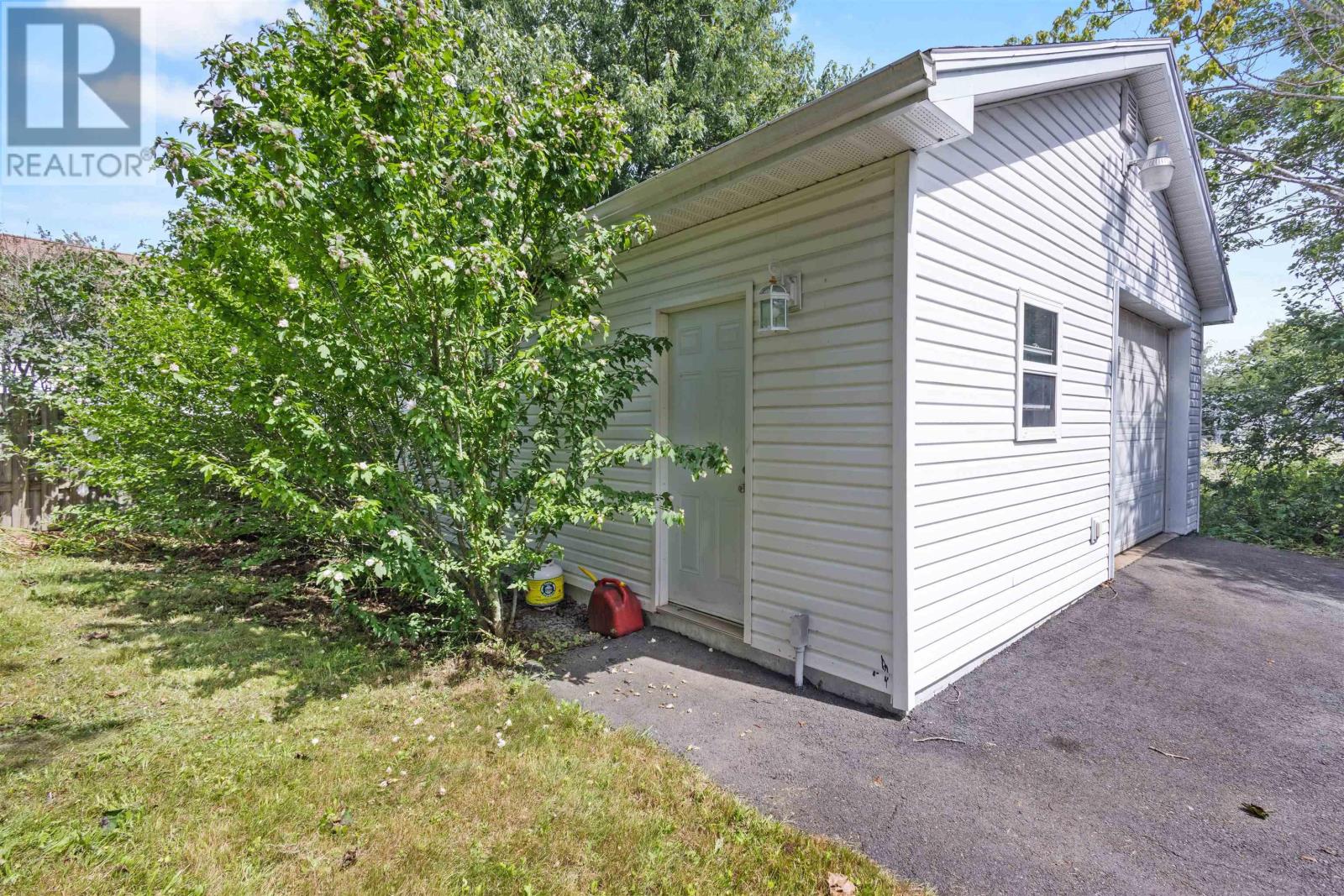 37 Beaver Bank Road Property Photo 34
