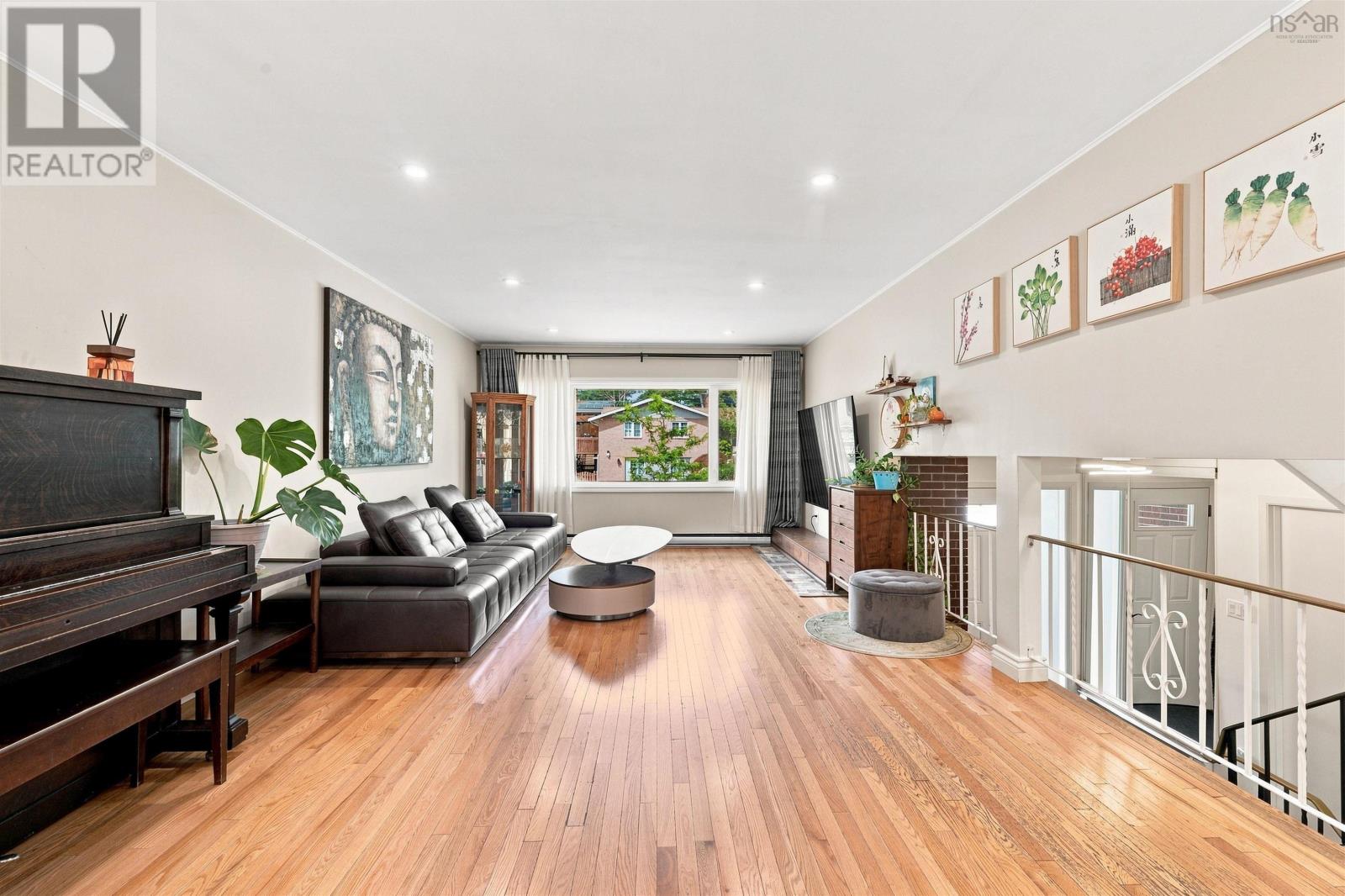 96 Bayview Road Property Photo 4