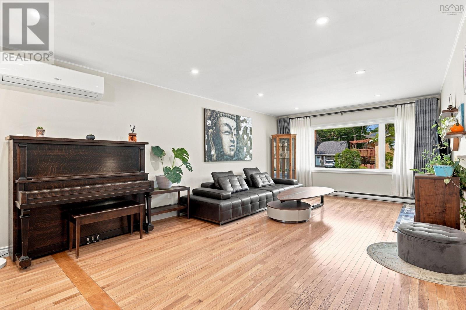 96 Bayview Road Property Photo 8