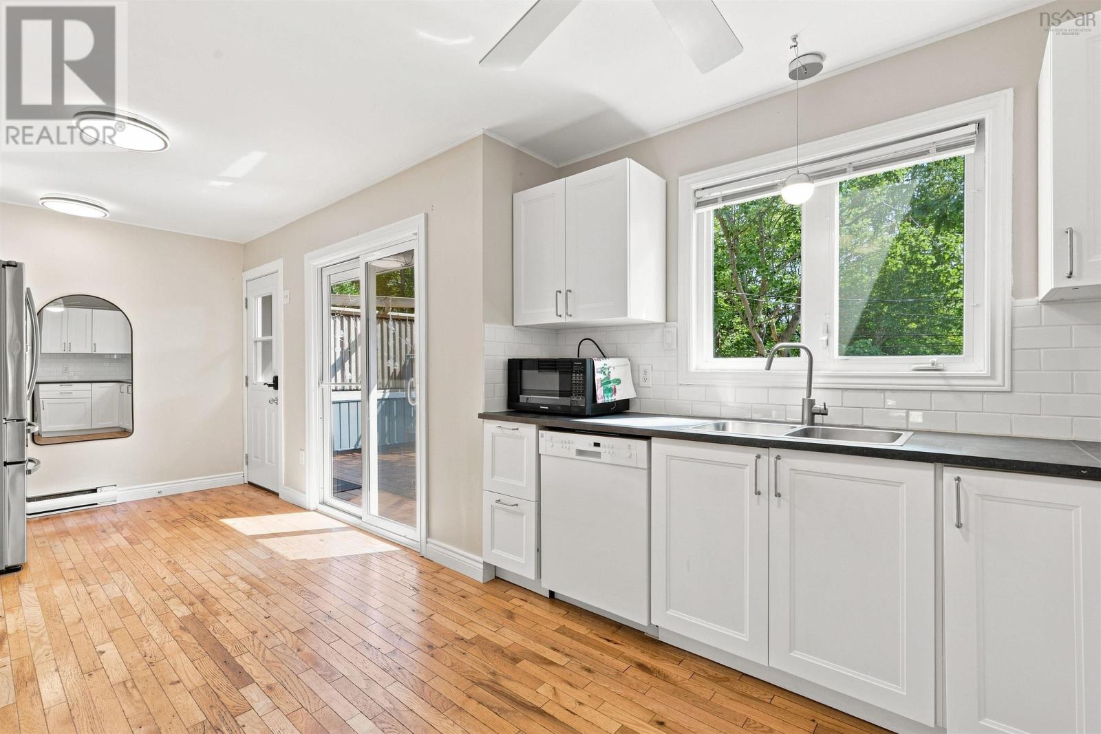 96 Bayview Road Property Photo 18