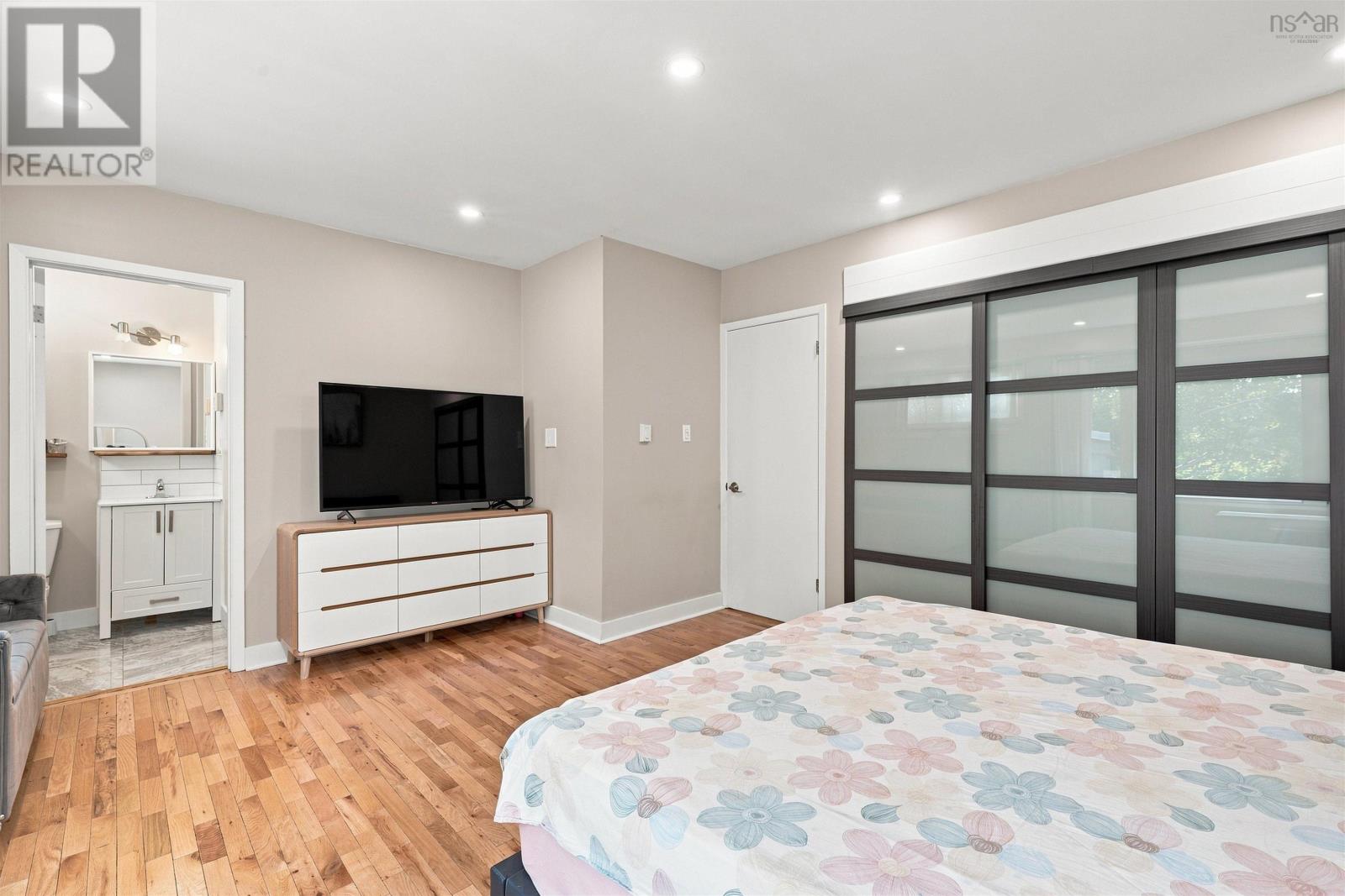 96 Bayview Road Property Photo 26