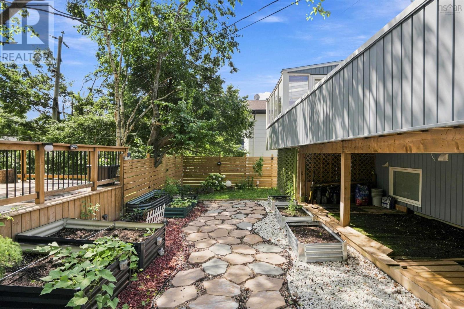 96 Bayview Road Property Photo 44