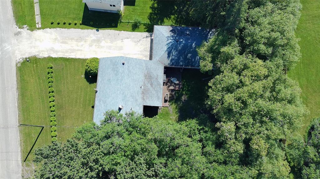 1025 Burrows Road N Property Photo 30