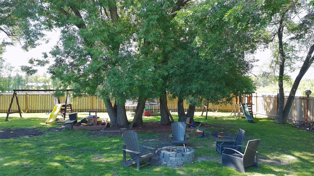 1025 Burrows Road N Property Photo 32