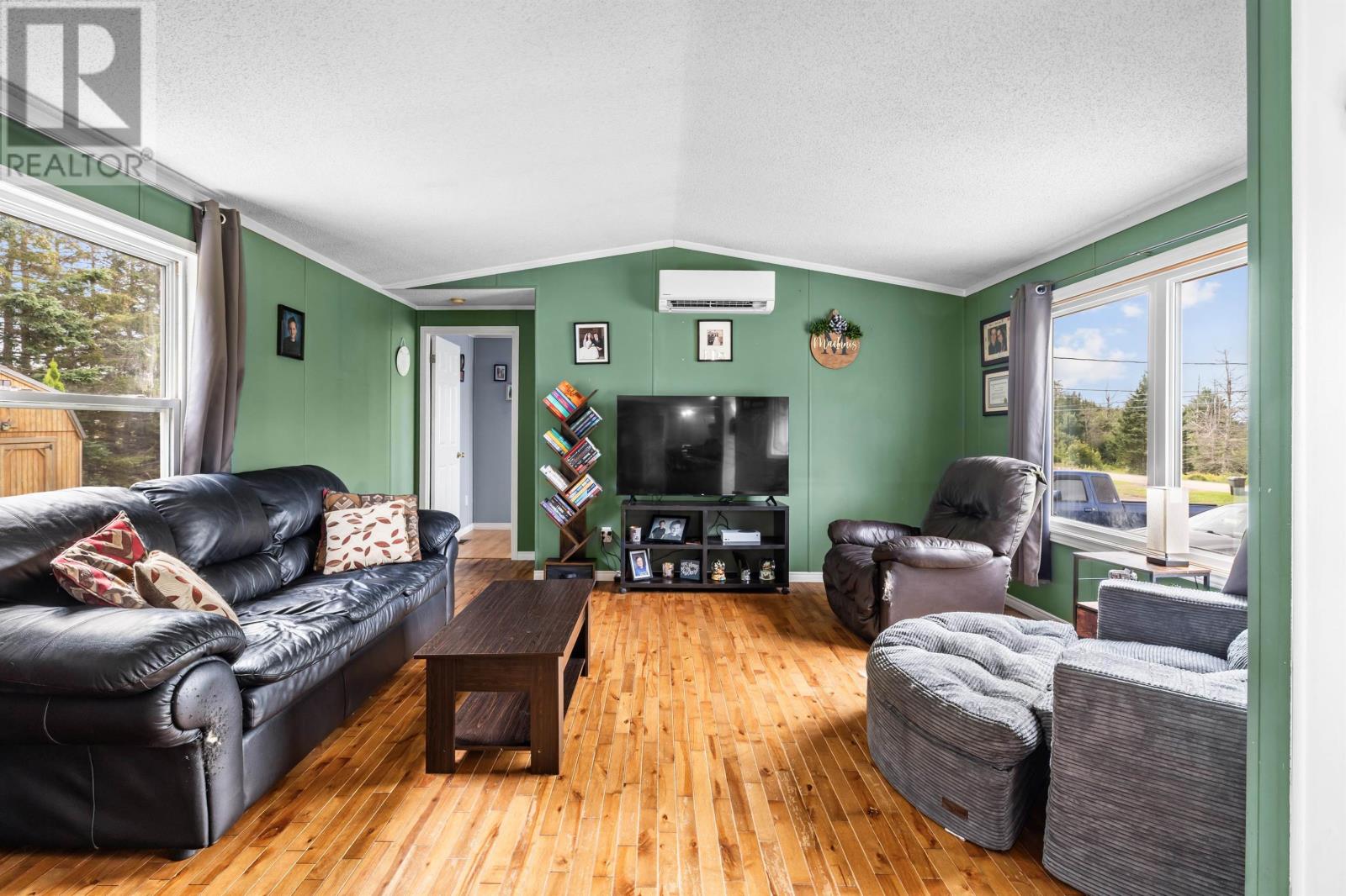 56 Buell Road Property Photo 7