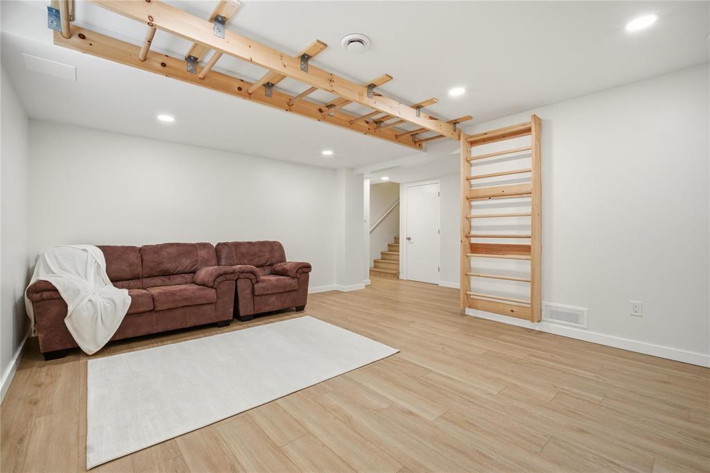 80 Pawley Street Property Photo 29
