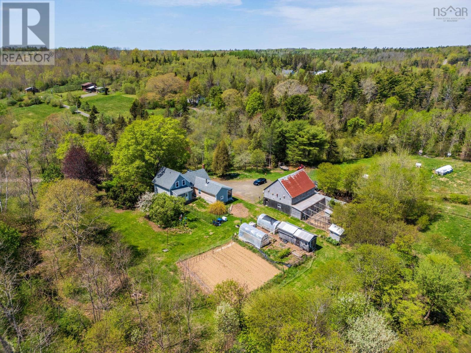 1313 Clementsport Road Photo de la propriété 1