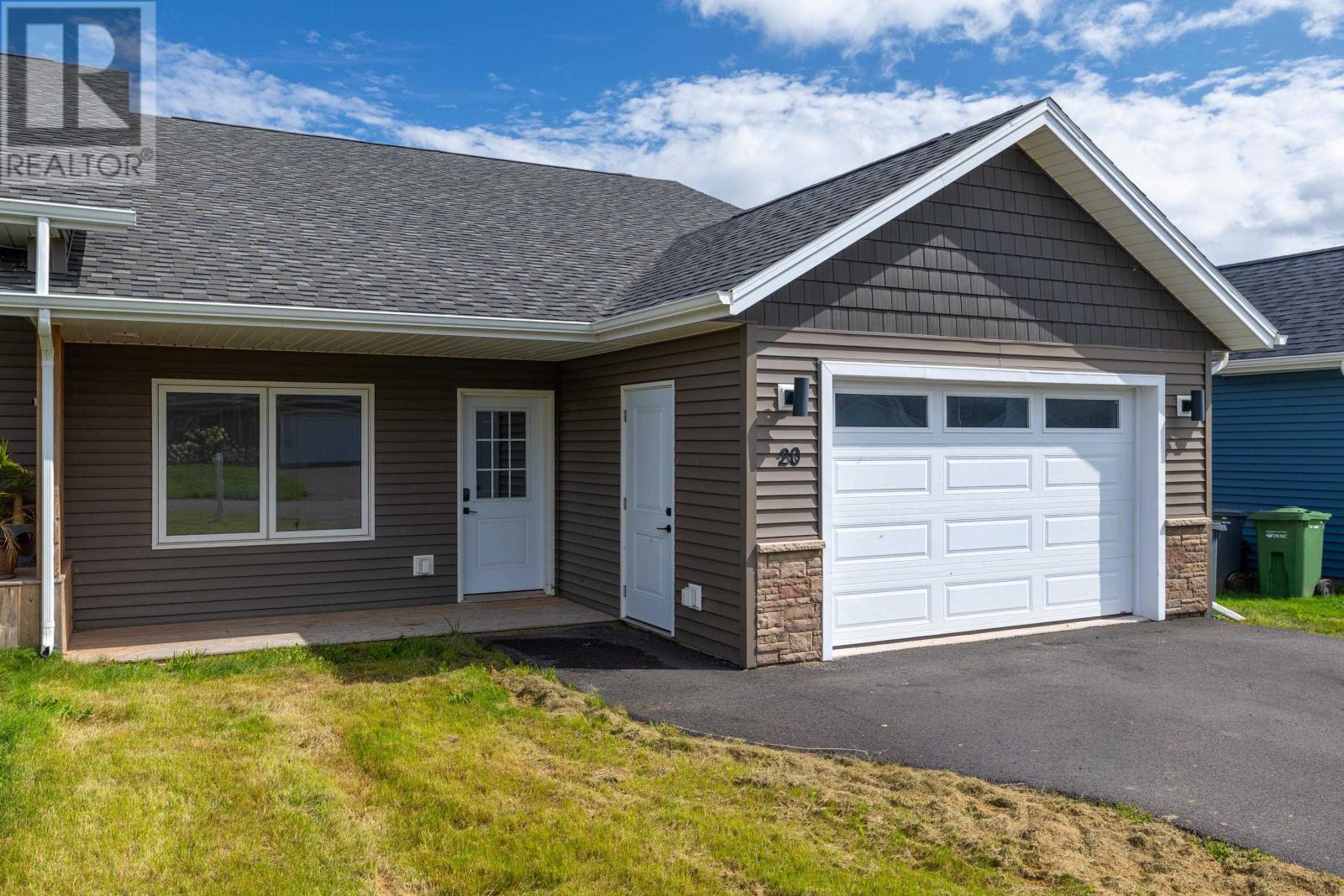 20 Beech Hill Avenue Property Photo 1