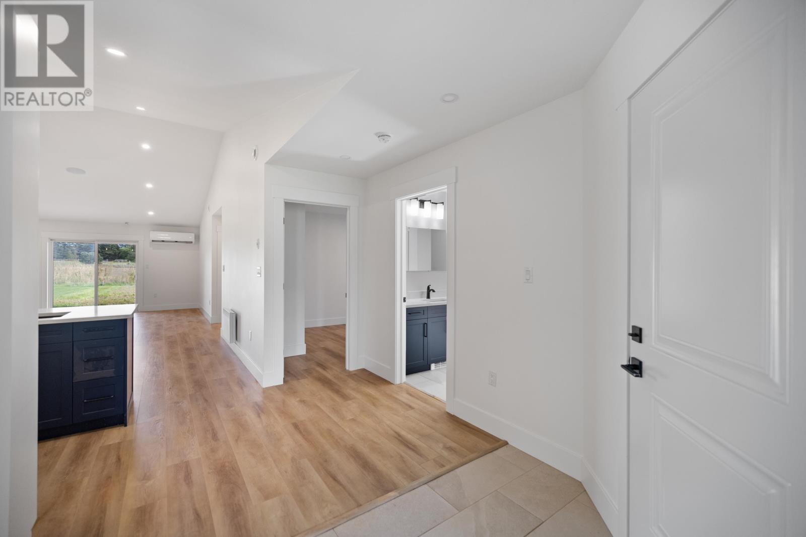 20 Beech Hill Avenue Property Photo 4