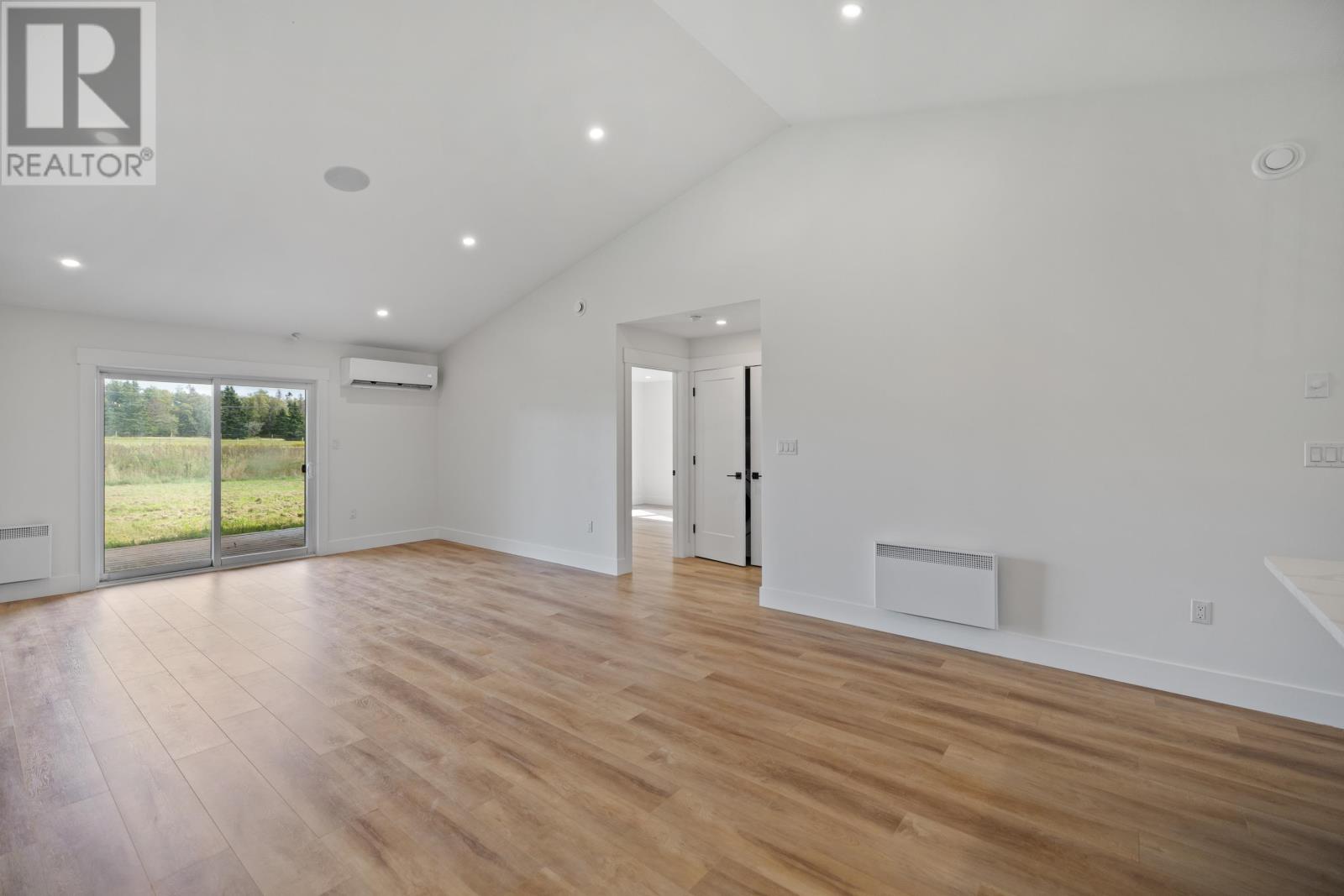 20 Beech Hill Avenue Property Photo 7