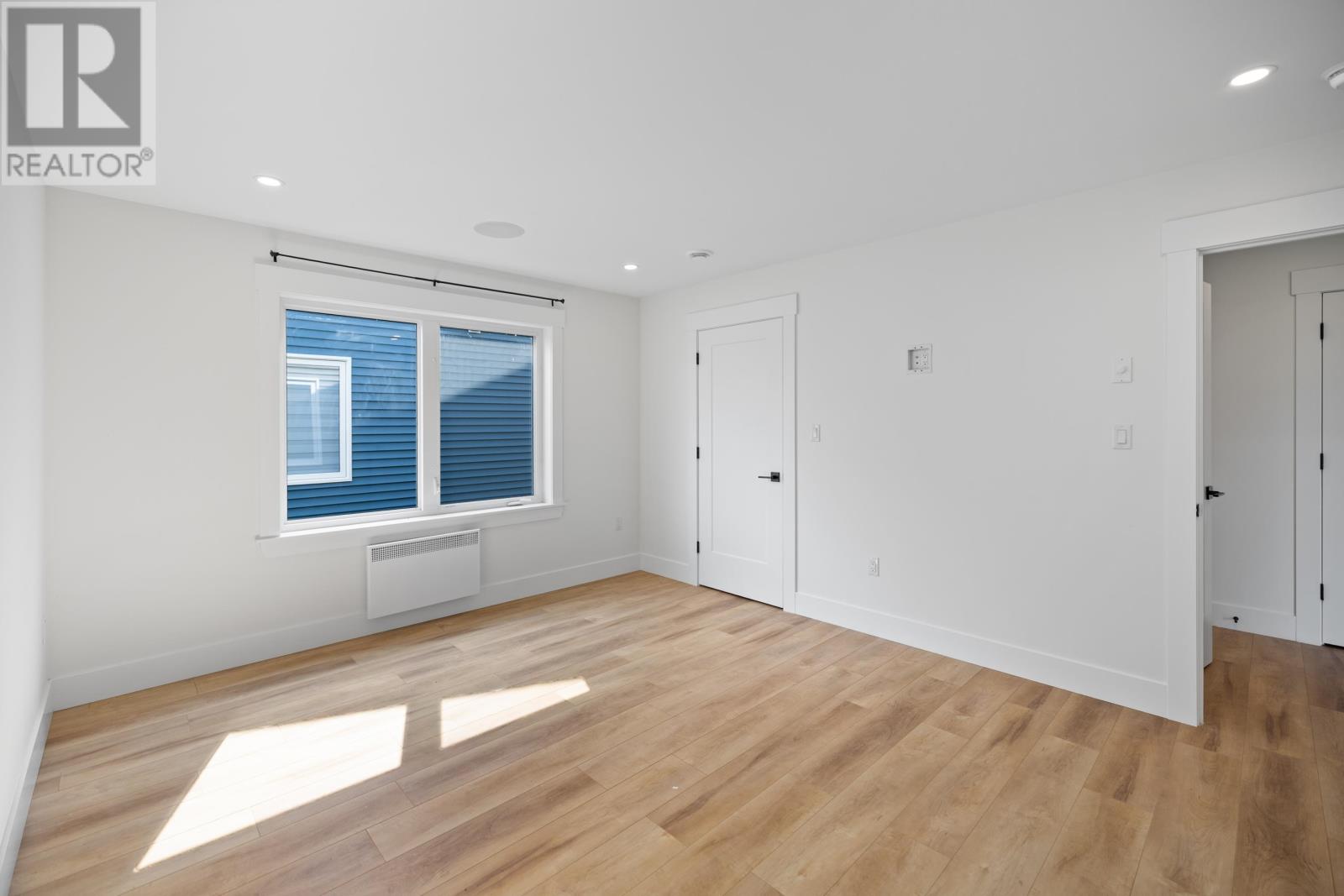 20 Beech Hill Avenue Property Photo 12