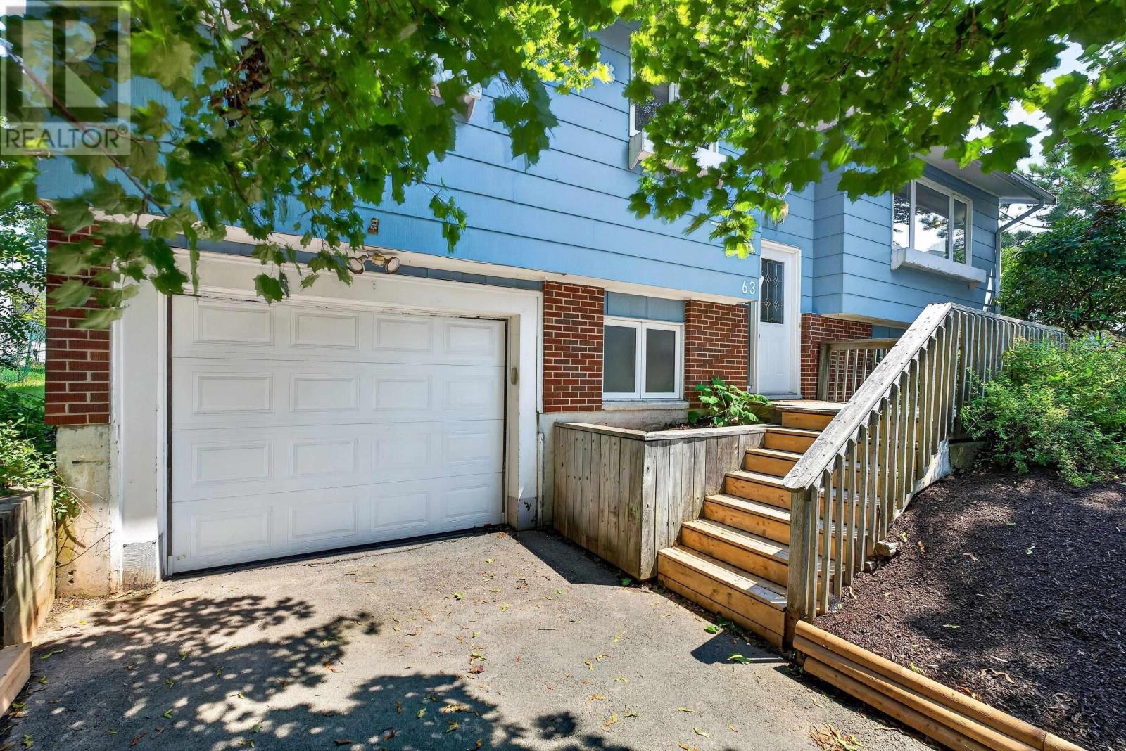 63 Oakmount Drive Property Photo 3
