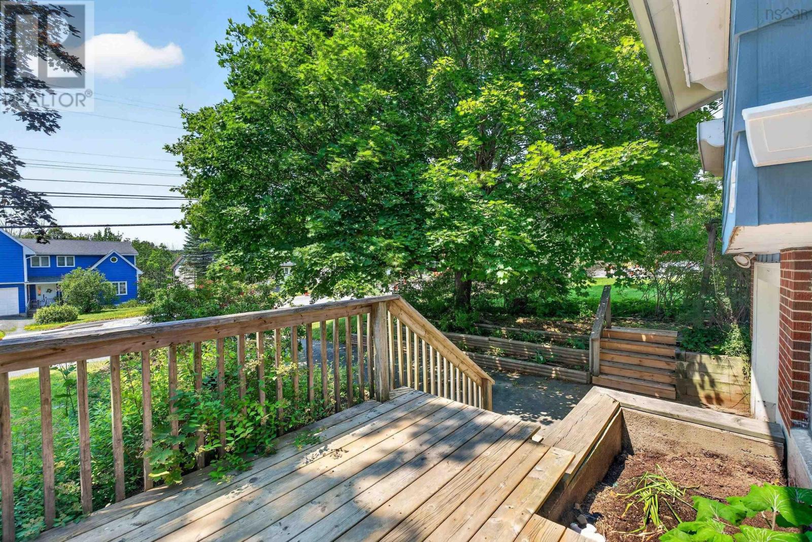 63 Oakmount Drive Property Photo 4