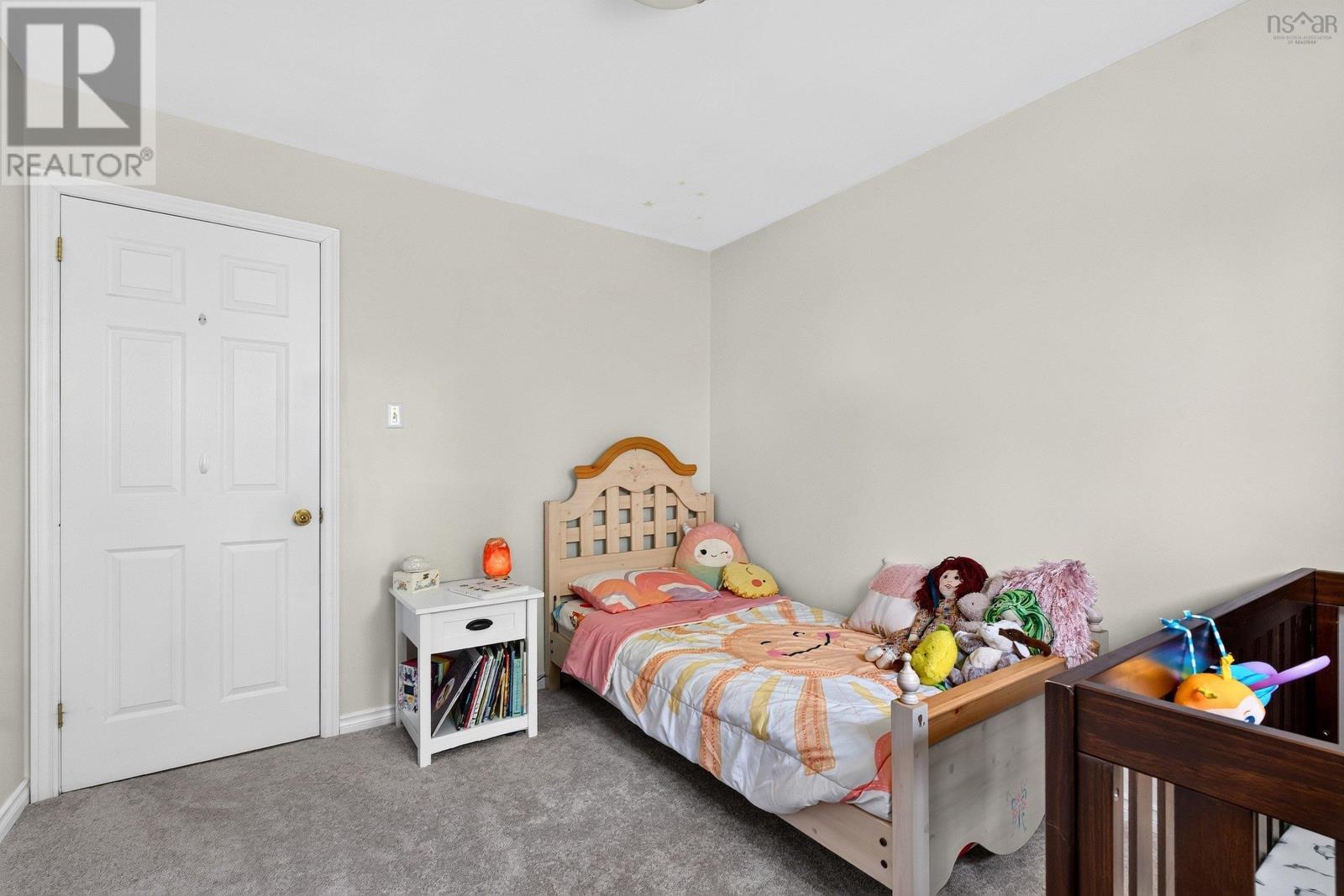 63 Oakmount Drive Property Photo 24