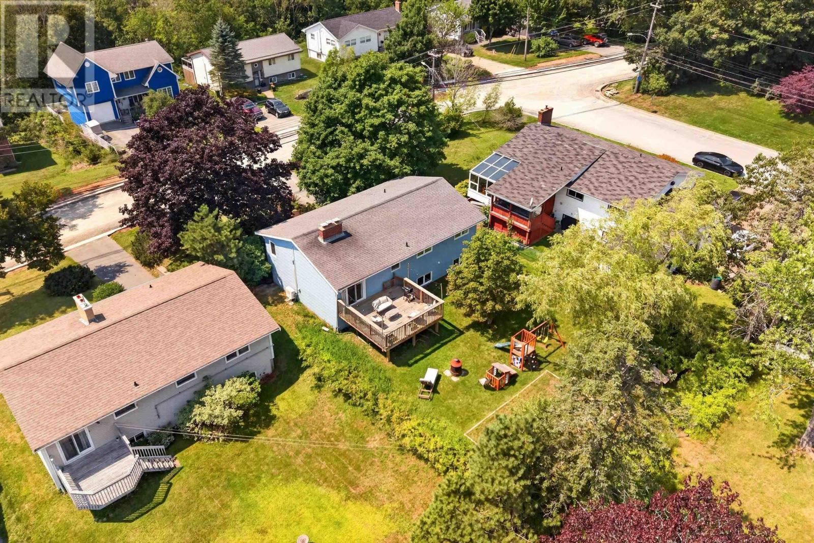 63 Oakmount Drive Property Photo 44