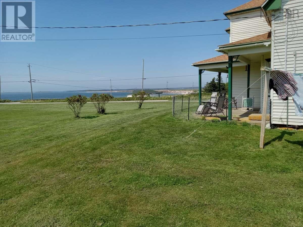 12 Ripine Lane Property Photo 5