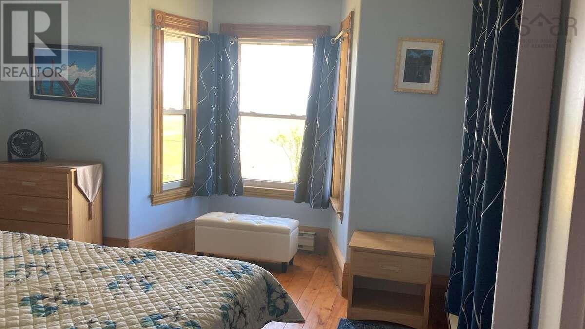 12 Ripine Lane Property Photo 11