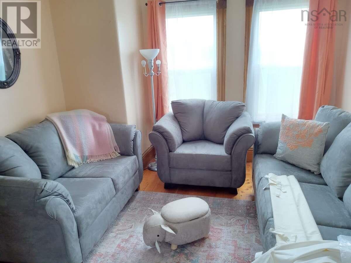 12 Ripine Lane Property Photo 15