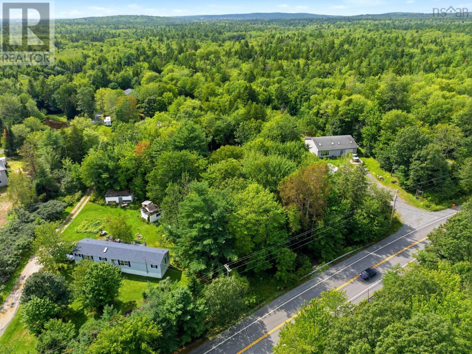 2282 Beaver Bank Road Property Photo 4