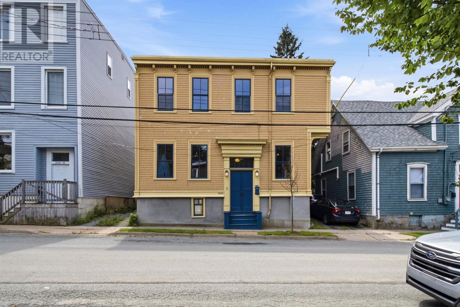2048 Creighton Street