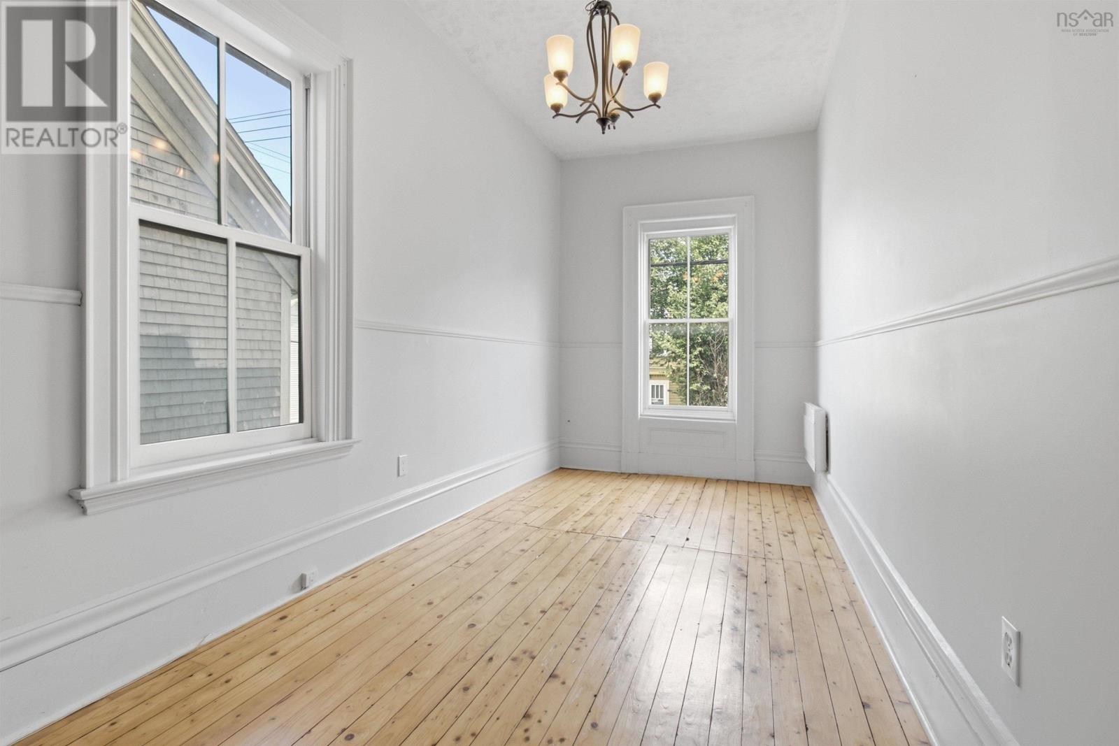 2048 Creighton Street Property Photo 12