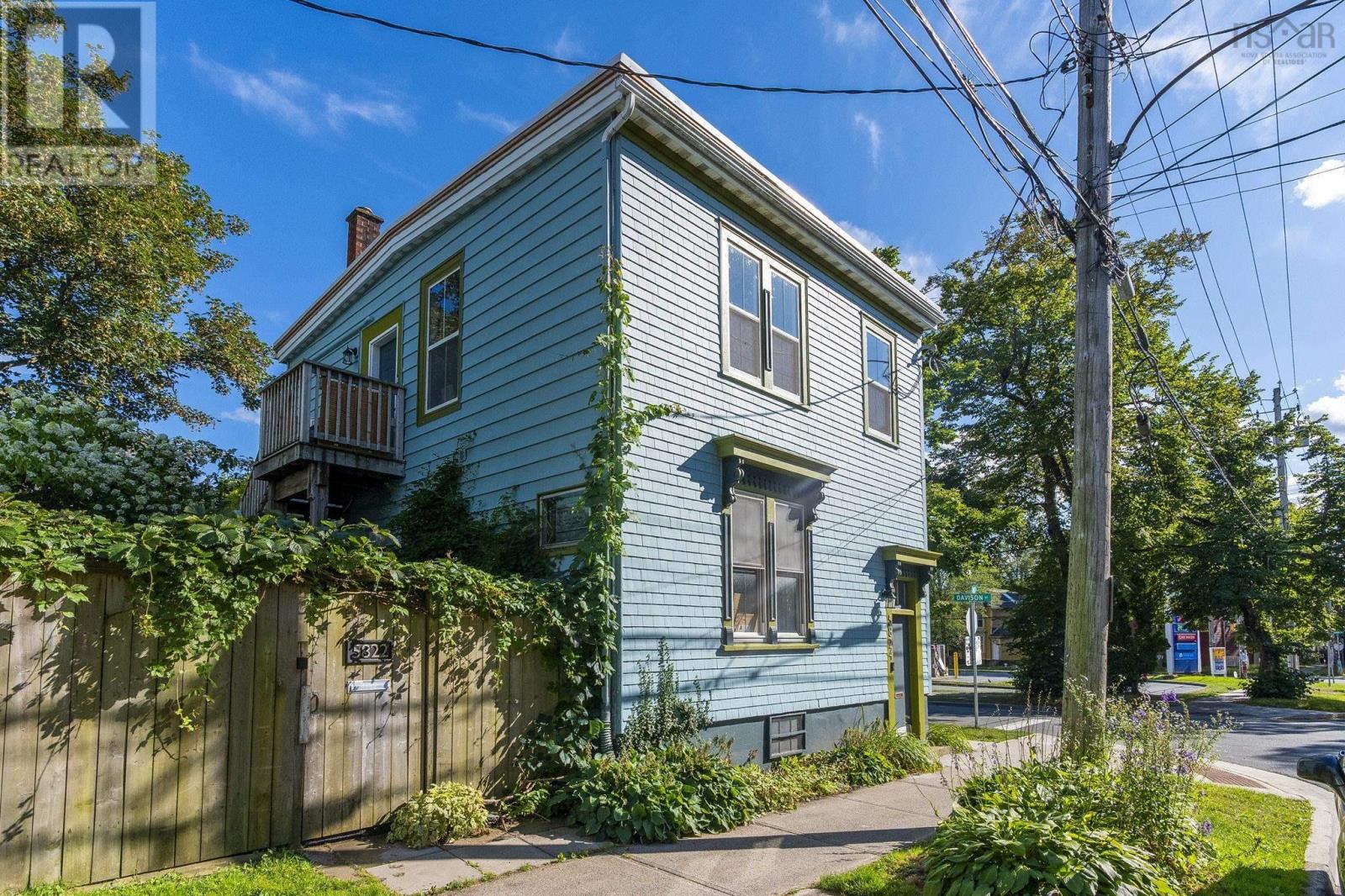 5822 / 5824 Charles Street Property Photo 1