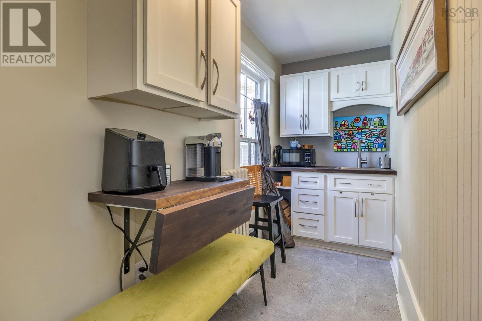 5822 / 5824 Charles Street Property Photo 31