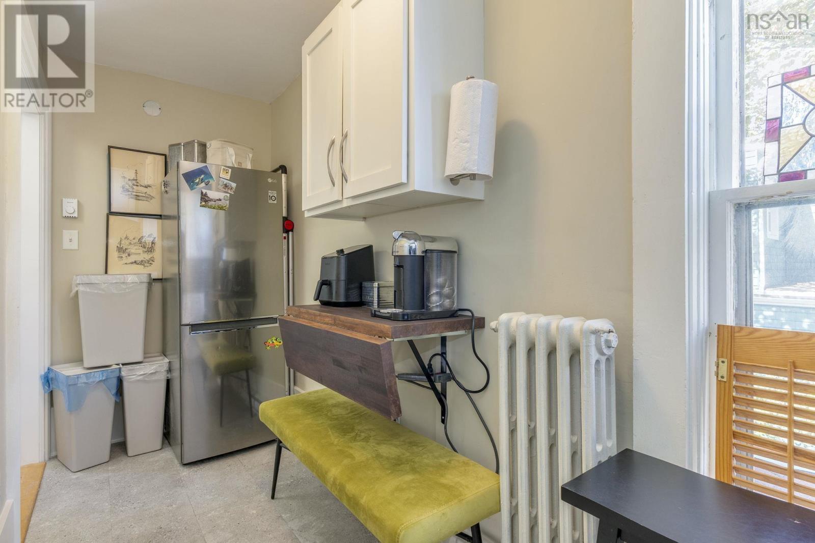 5822 / 5824 Charles Street Property Photo 32